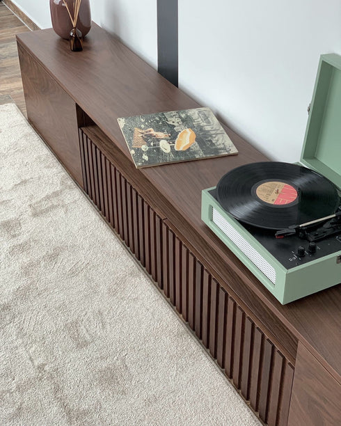 MADISON TV CABINET